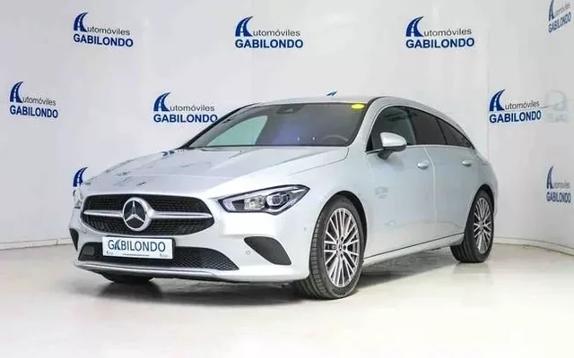 MERCEDES-BENZ Clase CLA Shooting Brake 180 D DCT