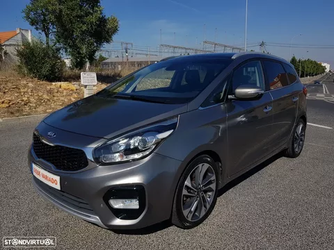 Kia Carens 1.7 CRDi 141 Edition 7