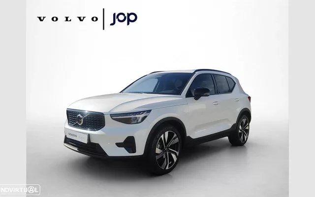 Volvo XC 40 2.0 B3 Plus Dark