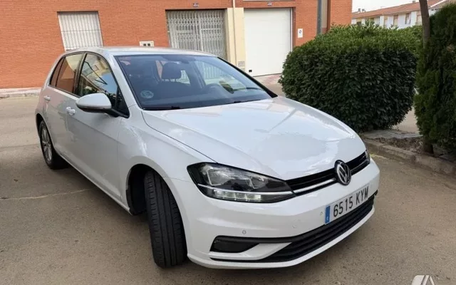VOLKSWAGEN Golf Golf 1.6TDI Last Edition 85kW