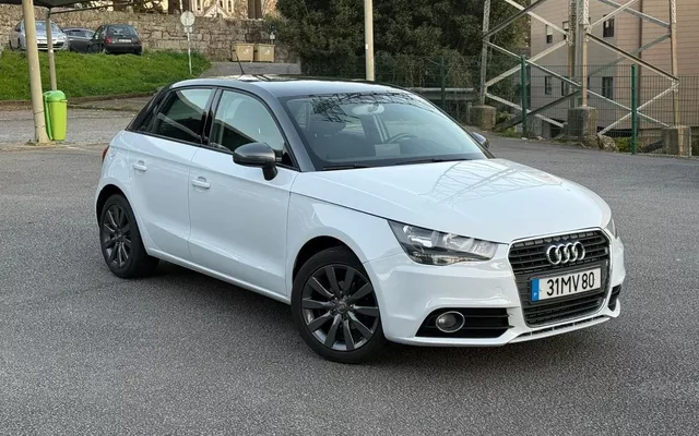 Audi A1 Sportback 1.6 TDI S-line