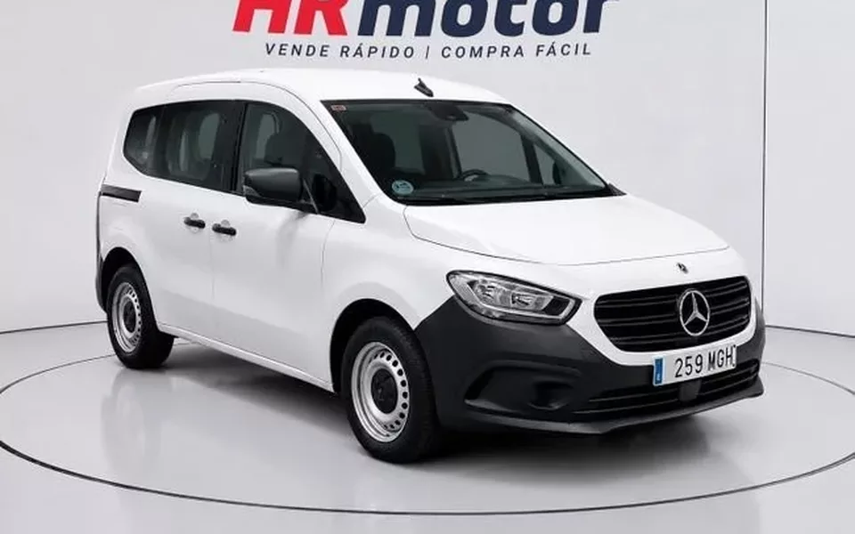 MERCEDES-BENZ Citan Combi 110 CDI Tourer Base Largo 70 kW (95 CV)