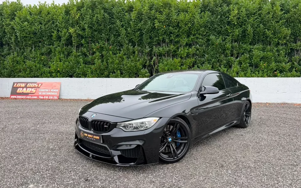 BMW M4 Auto