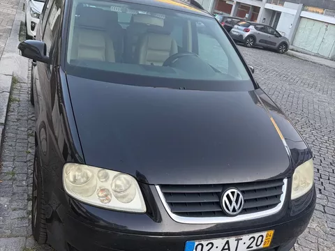 VW Touran 2.0 TDI Highline 5L