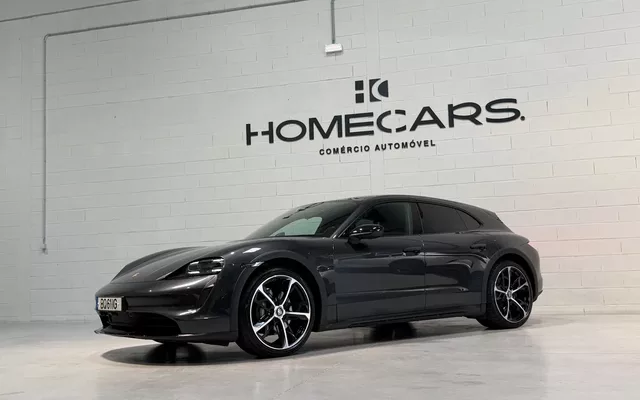 Porsche Taycan Cross Turismo