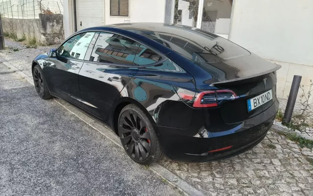 Tesla Model 3 Performance Dual Motor AWD