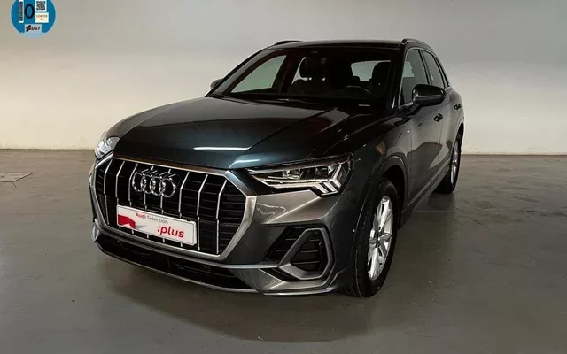 AUDI Q3 Q3 45 TFSIe S line S-tronic