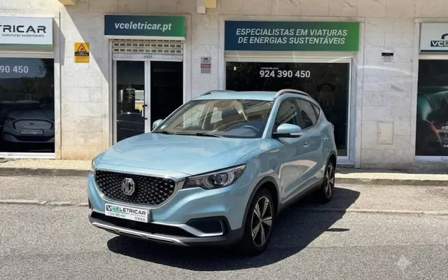 MG ZS Luxury