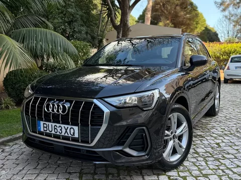 Audi Q3 45 TFSIe S tronic S line