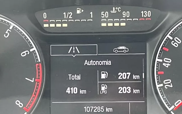 Opel Corsa 1.4 Dynamic FlexFuel