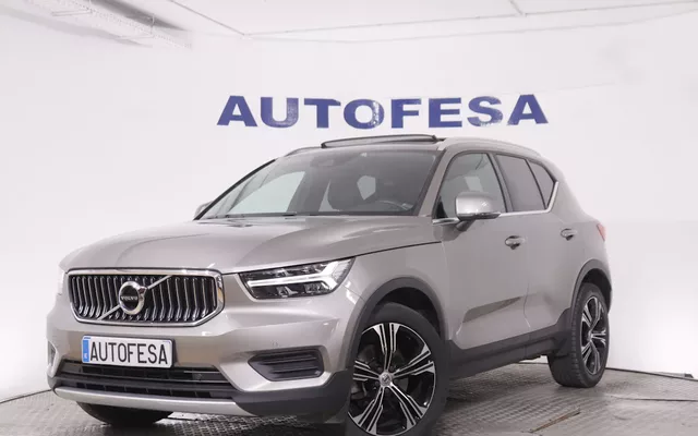 Volvo XC40 2.0 D4 INSCRIPTION AWD AUTO 190CV 5P # IVA DEDUCIBLE, CUERO, TECHO ELECTRICO PANORAMICO