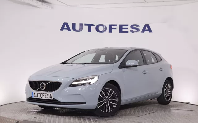 Volvo V40 2.0 T2 MOMENTUM AUTO 122CV 5P # IVA DEDUCIBLE,NAVY,CAMARA TRASERA