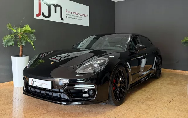 Porsche Panamera Sport Turismo 4 E-Hybrid Edition 10 Anos