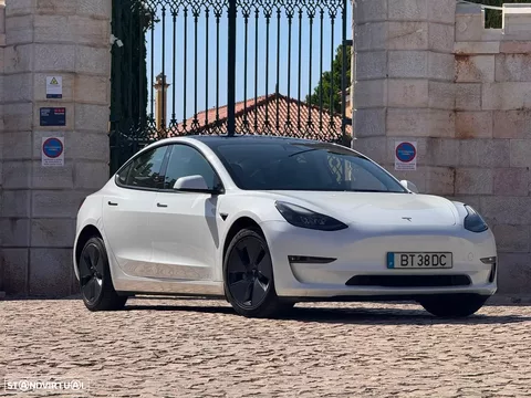 Tesla Model 3 Long Range Tração Integral Premium
