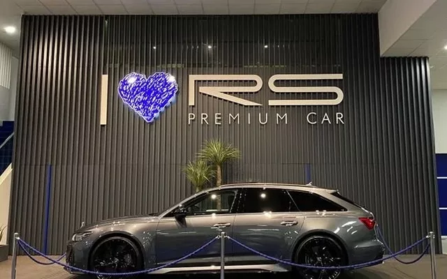 AUDI A6 RS6 Avant