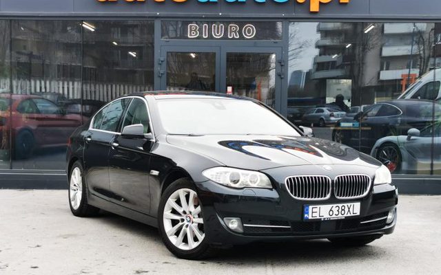 BMW SERIA 5 2013