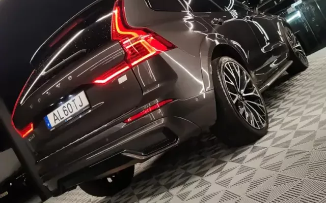 Volvo XC 60 2022 2.0 T6 PHEV R-Design AWD