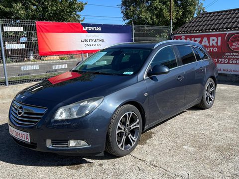 Opel Insignia 2011