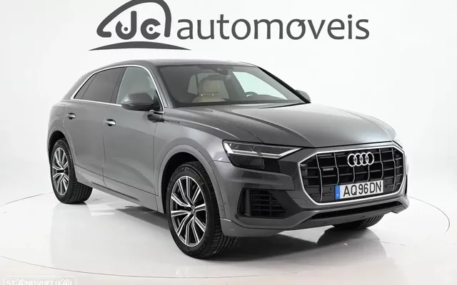 Audi Q8 55 TFSIe quattro Tiptronic