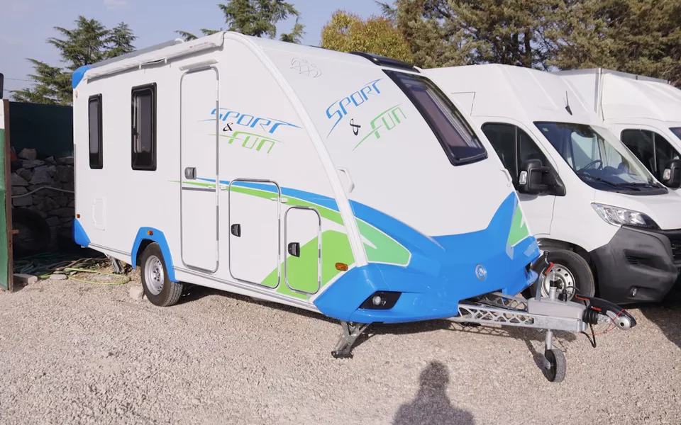 KNAUS No data W05 CARAVANA A ESTRENAR PVP NUEVO 33.000 EUROS A/C INCLUIDO