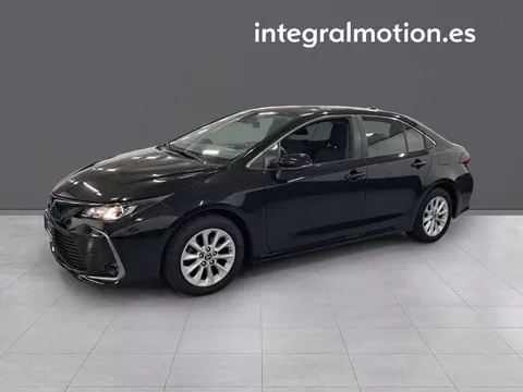 TOYOTA Corolla Sedán 125H Active Tech