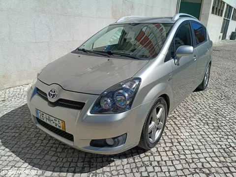 Toyota Corolla Verso 2.2 D-4D Sol