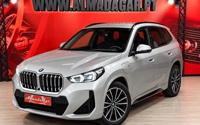 BMW X1 xDrive25e Pack Desportivo M