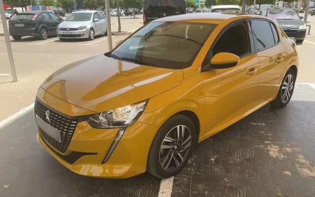 PEUGEOT 208 BlueHDi 73kW (100CV) Active