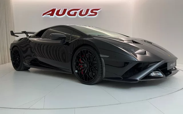 Lamborghini Huracán STO