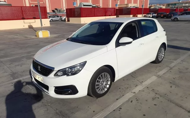 PEUGEOT 308 308 1.2 PureTech S&S Business Line 110