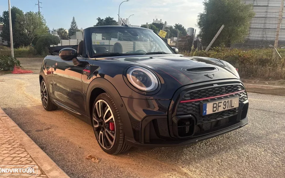 MINI Cabrio JCW
