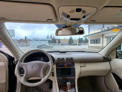 MERCEDES-BENZ Clase C C 320CDI Elegance - 7500€ en Carbajosa de la sagrada