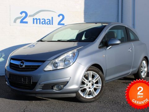 Opel Corsa 1.2i Easytronic Airco/Pano