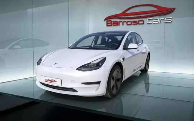 Tesla Model 3 Standard Range Plus RWD