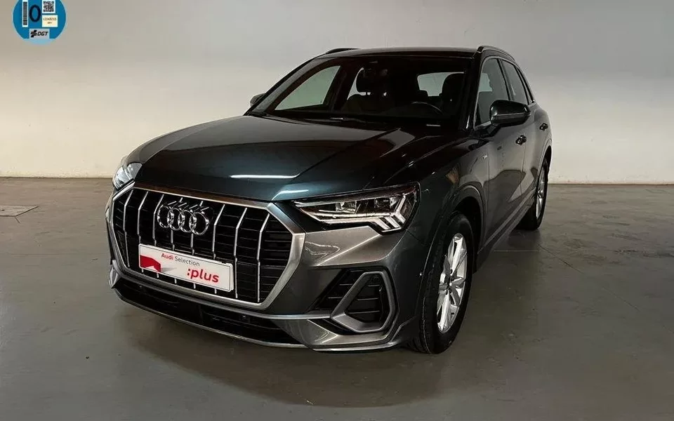 AUDI Q3 Q3 45 TFSIe S line S-tronic