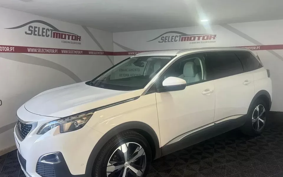 Peugeot 5008 PureTech 130 Stop & Start Allure Business-Pack