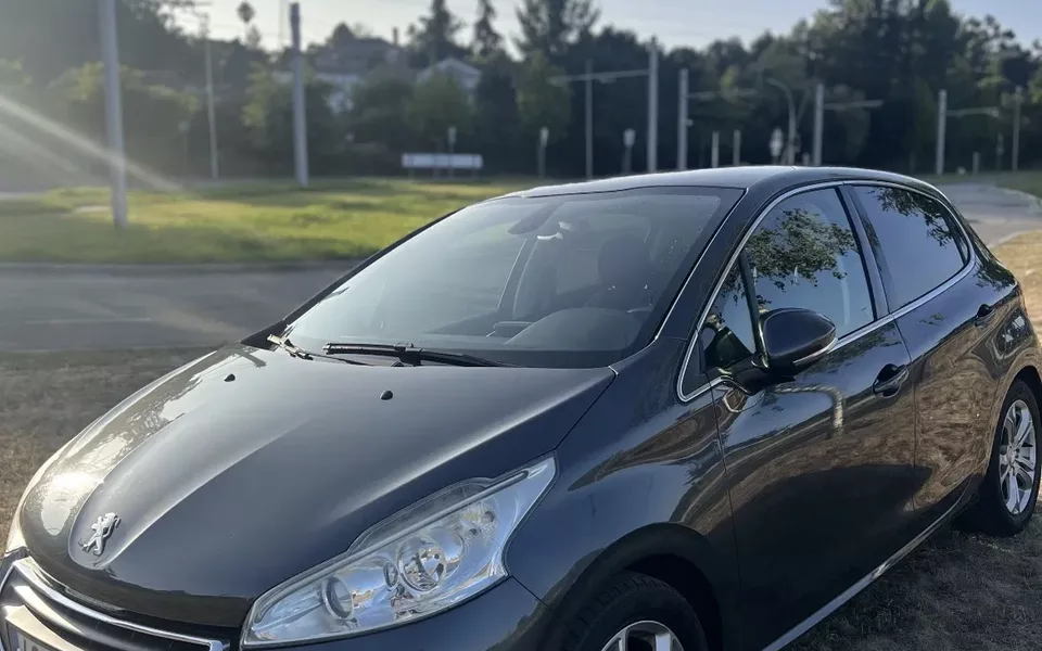 Peugeot 208 1.2 VTi Access