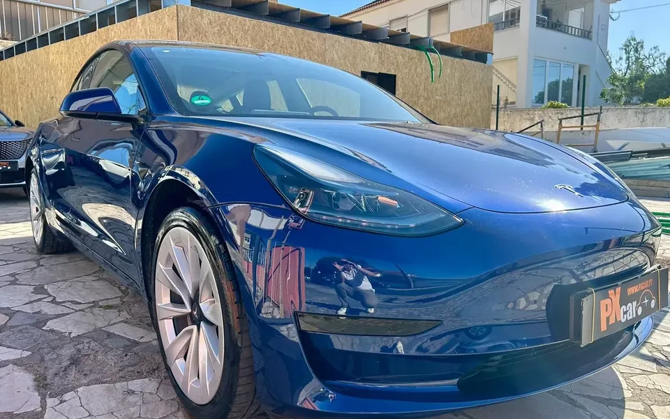 Tesla Model 3 Standard Range Plus RWD