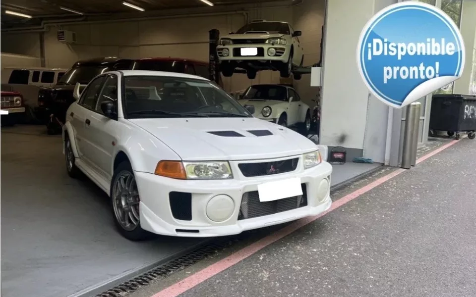 MITSUBISHI Lancer Lancer Evolution V RS