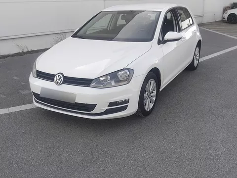 VW Golf 1.6 TDi DPF BlueMotion