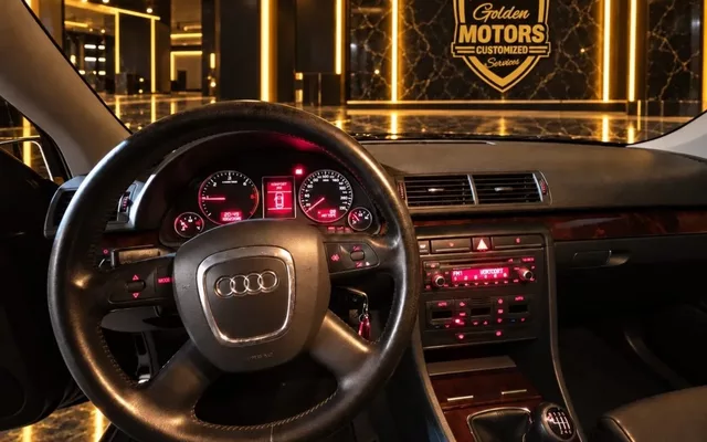 Audi A4 2.0 TDI quattro S-line
