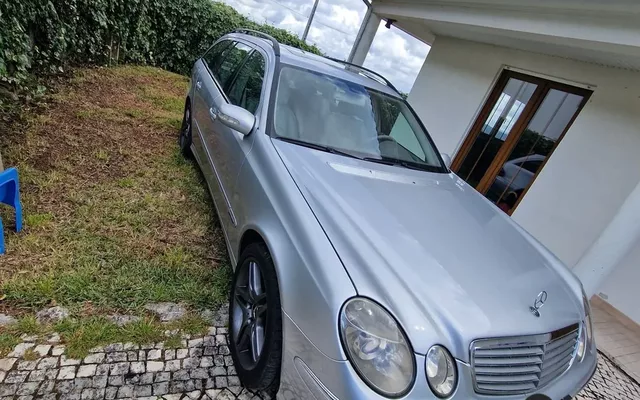 Mercedes-Benz E 220 CDi Elegance