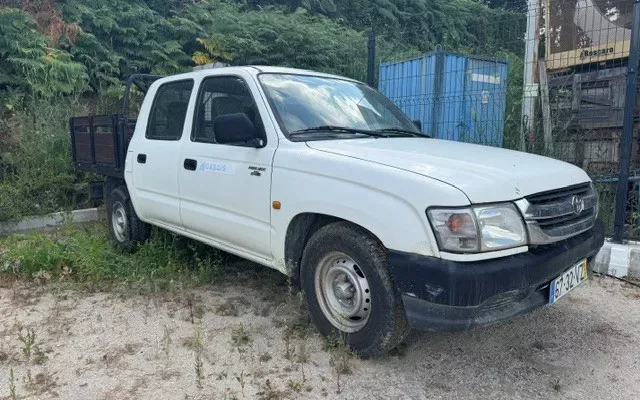 Toyota Hilux 2.5 D4-D CD