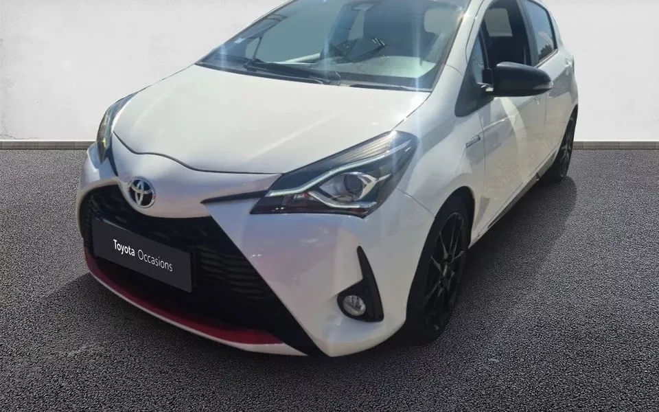 TOYOTA YARIS Hybride 100h GR SPORT