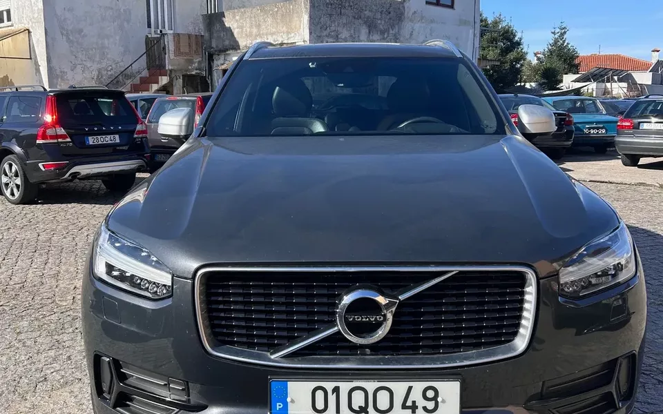 Volvo XC 90 2.0 D4 R-Design