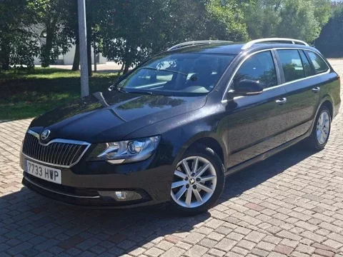 SKODA Superb Superb 2.0TDI CR Ambition
