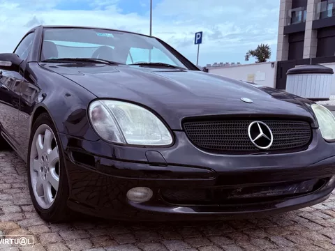 Mercedes-Benz SLK 230