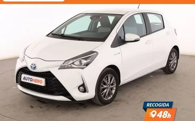 TOYOTA Yaris Yaris Hybrid 1.5 Active
