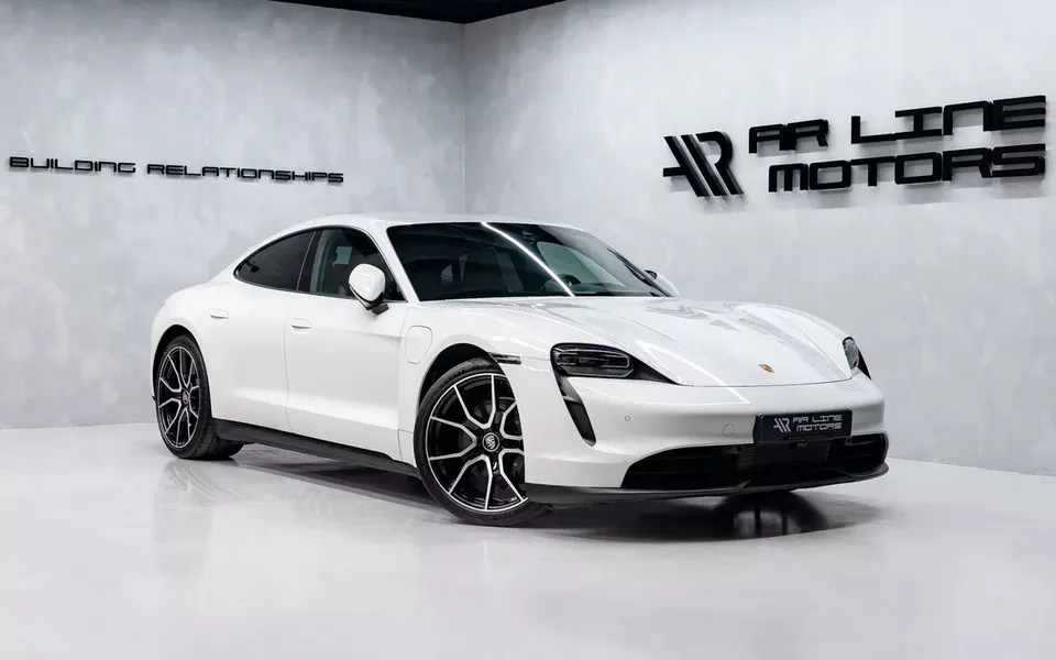 Porsche Taycan Bateria Performance Plus