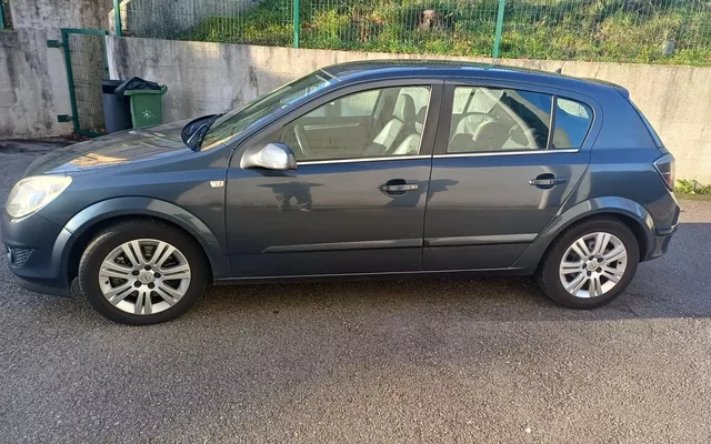 Opel Astra 1.7 CDTI Cosmo